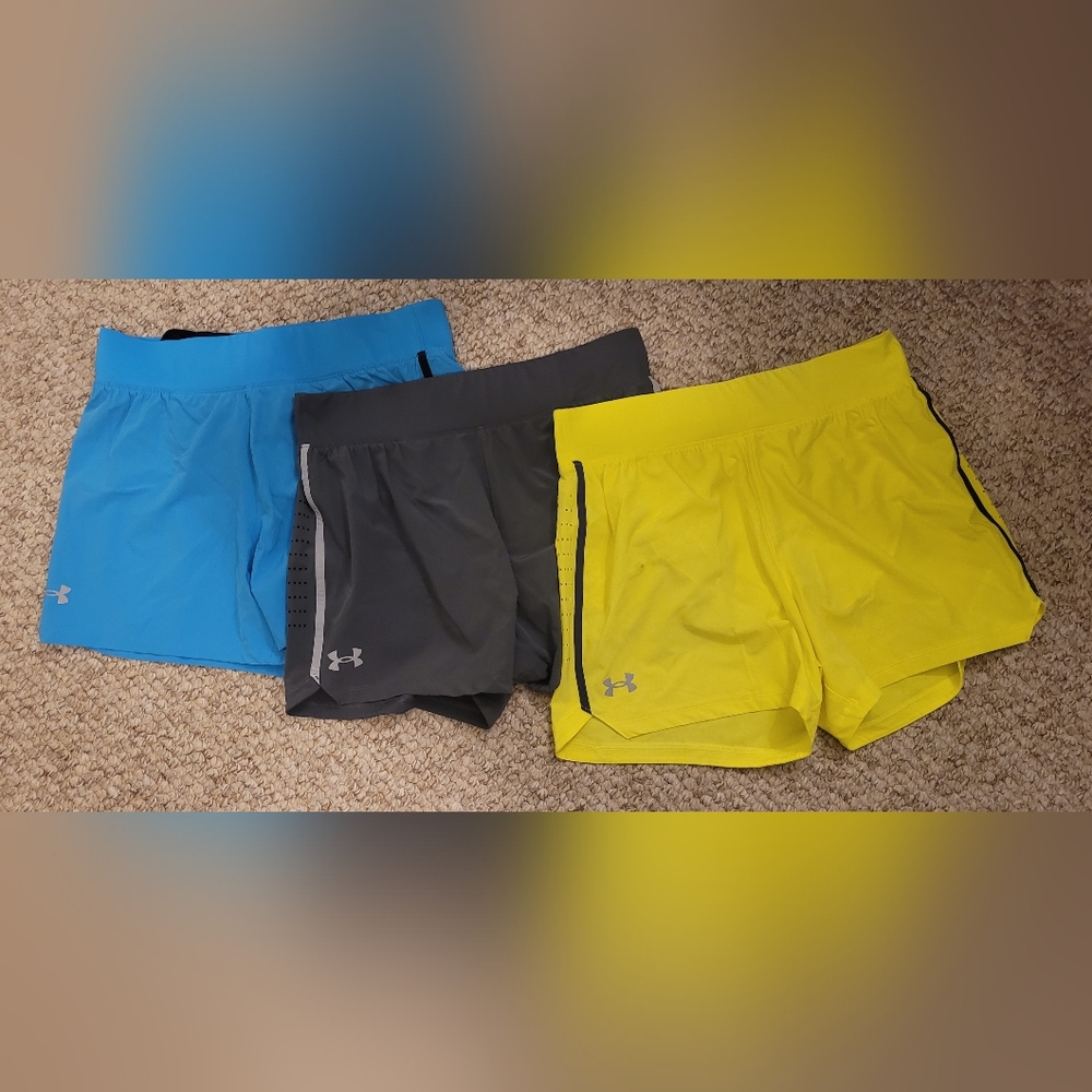 Mens Under Armour Yellow, Blue and Gray Athletic Shorts Lightweight Performance.